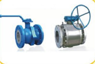 Flanged and gear-operated ball valves
